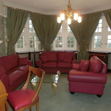 Отель Residenz Wendorf (Kuhlen-Wendorf)