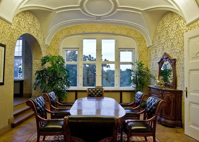 Residenz Hotel 4*